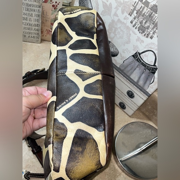 Dooney And Bourke Giraffe Print Handbag - Picture 13 of 16